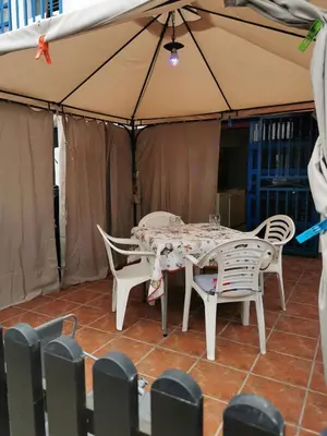 Un patio o zona al aire libre en CASA GUAPA Maspalomas Playa de l'ingles