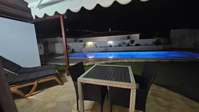Piscina en o cerca de Bungalow Tauro