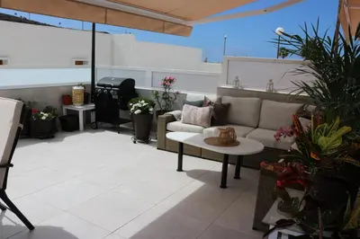 Zona de estar de BIG sun terrace renovated 2-bedroom luxury duplex