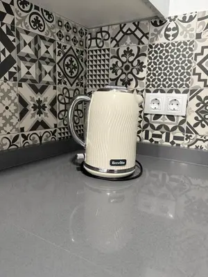Utensilios para hacer té y café en Apolo Studio: Apartamento en Playa de Las Canteras