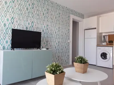 Una cocina o zona de cocina en 2 bedroom bungalow aguamarina
