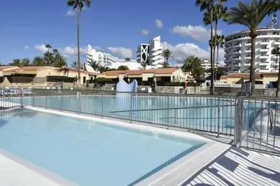 Piscina en o cerca de Bungalow Santa Fe de 2 habitaciones
