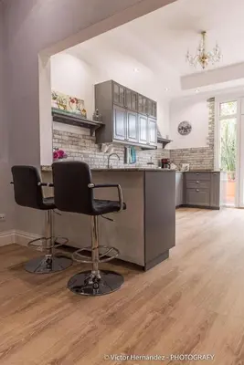 Una cocina o zona de cocina en Living House