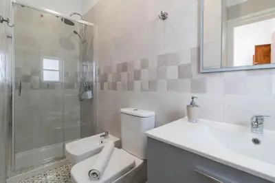 Un baño de El Rincón de los Artistas