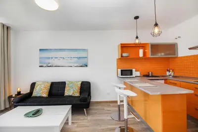 Una cocina o zona de cocina en Amadores Top Views apartment