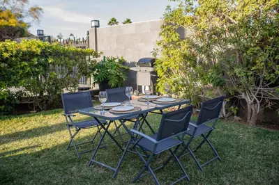 Jardín al aire libre en Deluxe Las Vegas Golf - by Gestión Vacacional Canarias