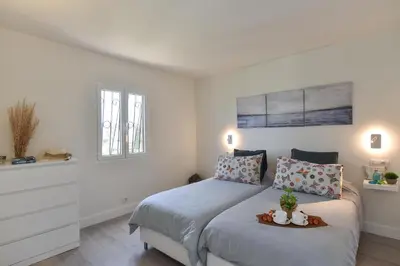 Cama o camas de una habitación en Bungalow Rocas Rojas 406B by VillaGranCanaria