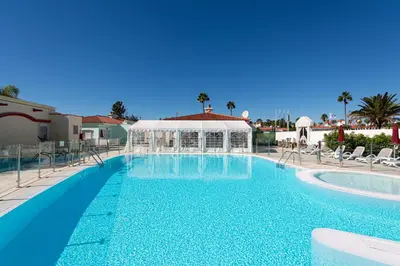 Piscina en o cerca de Bungalows Tisaya Golf