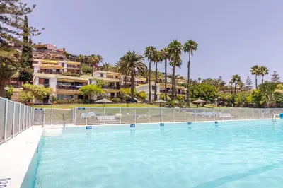 Piscina en o cerca de Increible Terraza con vistas al mar en San Agustín (3 hab)