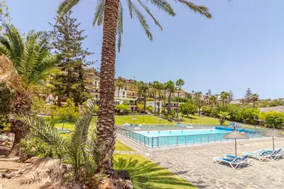 Piscina en o cerca de Increible Terraza con vistas al mar en San Agustín (3 hab)