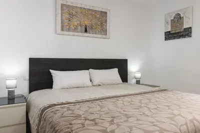 Cama o camas de una habitación en Vivelorural Club 14, terraza y piscina