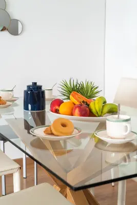 Comida en o cerca de este apartamento