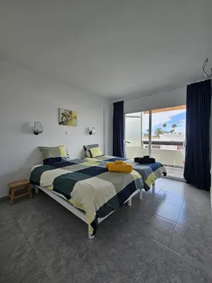 Cama o camas de una habitación en Playa del Ingles - J&J near Yumbo