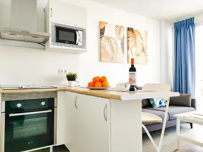Una cocina o zona de cocina en Cotton Cloud Holiday Home