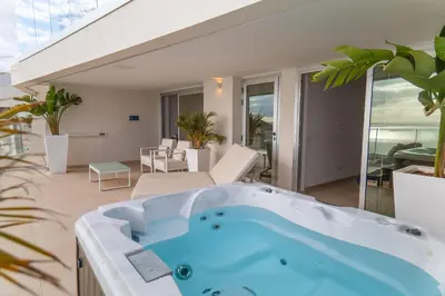 Piscina en o cerca de Grand Horizon Luxury Boutique Apartments
