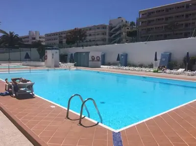 Piscina en o cerca de Playa del Inglés 5 min walk from Yumbo! 304