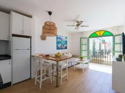 Una cocina o zona de cocina en Marina nº 296