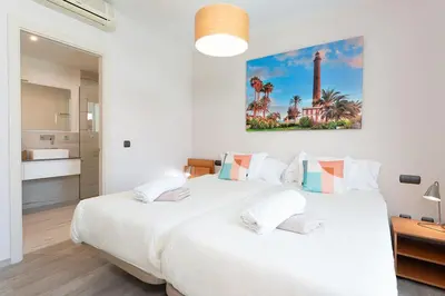 Cama o camas de una habitación en Villa mit Pool Los Lagos 16
