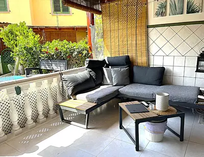 Zona de estar de Bungalow Los Parrales 17