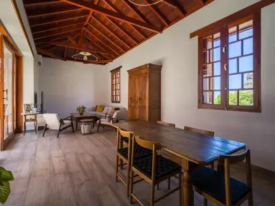 Plano de Beautiful beach house in traditional Canarian style