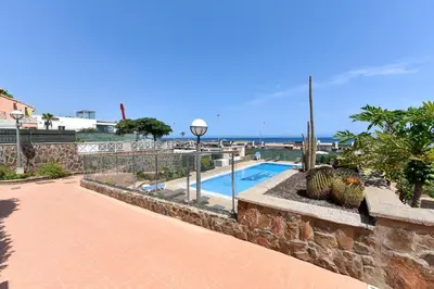 Piscina en o cerca de Chalet Santa Ana 25 by VillaGranCanaria