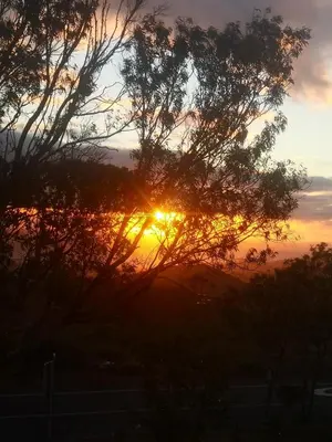 Amanecer o atardecer desde el camping o alrededores