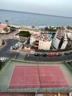 Instalaciones para jugar a tenis o squash en Apartament Modern 1 Playa del Ingles o alrededores