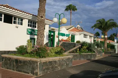 El barrio de los alrededores o un barrio cerca de este apartahotel