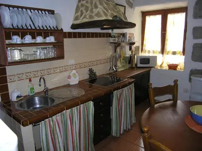 Una cocina o zona de cocina en Vivelorural Casa Saulo 2, local charm in Agüimes