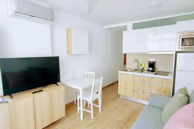 Una cocina o zona de cocina en Pequeño y acogedor 4th by CASAS COCODRILO