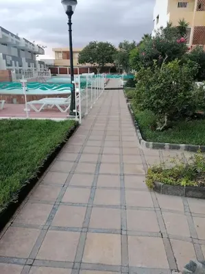 Piscina en o cerca de Quiet & Bright Apartment with private garden