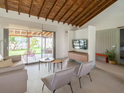 Una televisión o centro de entretenimiento en CASA RURAL CERCADO DE DON PACO