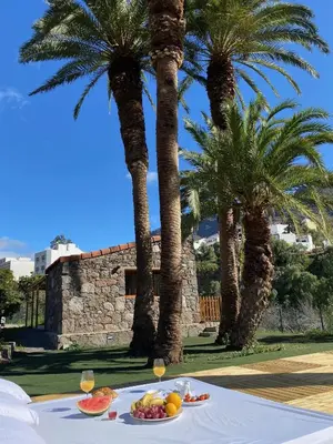 Comida en o cerca de este apartamento