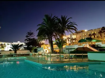 Piscina en o cerca de Maspalomas dunes
