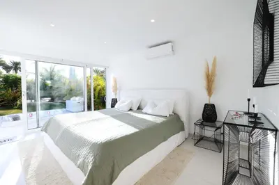 Cama o camas de una habitación en Sun Club P65 Premium Bungalow
