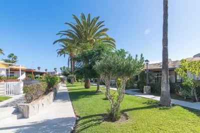 Jardín al aire libre en Home2Book Terrace&Pool Apartment Playa del Inglés