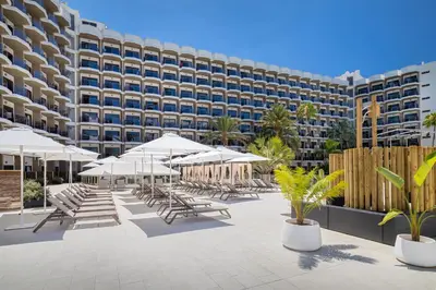 Edificio en el que se encuentra el hotel