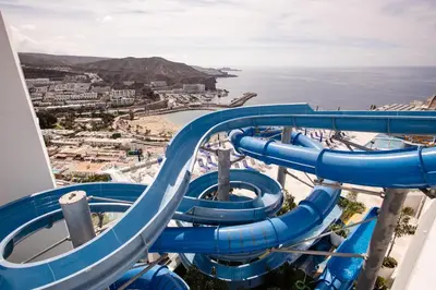 Piscina en o cerca de Servatur Puerto Azul