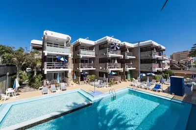 Piscina en o cerca de Apartamentos El Paseo