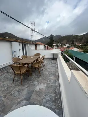Vista general de una montaña o vista desde el apartamento