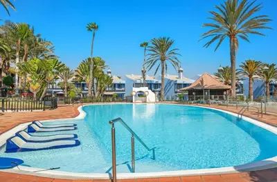 Piscina en o cerca de Casa Tabera - Sun Club Playa del Águila