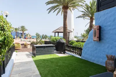 Jardín al aire libre en Casa Tabera - Sun Club Playa del Águila