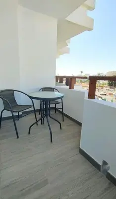 Un balcón o terraza de Turquesa 4th by CASAS COCODRILO