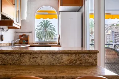 Una cocina o zona de cocina en Apartamento en Aquamarina