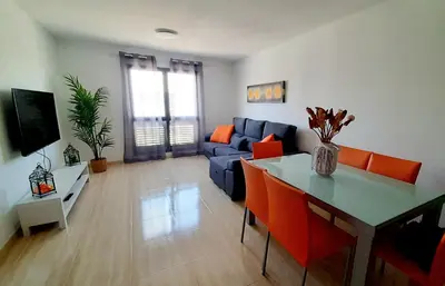 Una televisión o centro de entretenimiento en La Calma en Playa de Salinetas - cerca de playa y supermercado