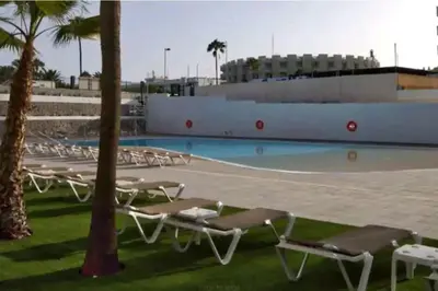 Piscina en o cerca de Pink 430 by CASAS COCODRILO