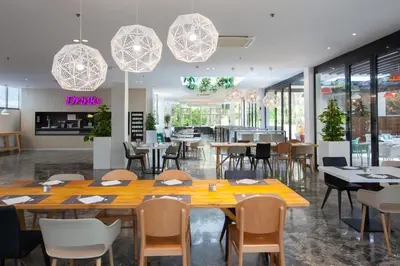Un restaurante o sitio para comer en Abora Catarina by Lopesan Hotels