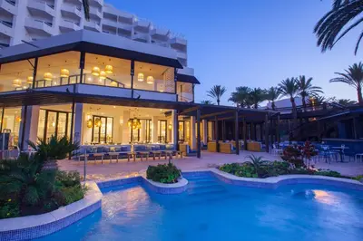 Piscina en o cerca de Corallium Dunamar by Lopesan Hotels - Adults Only