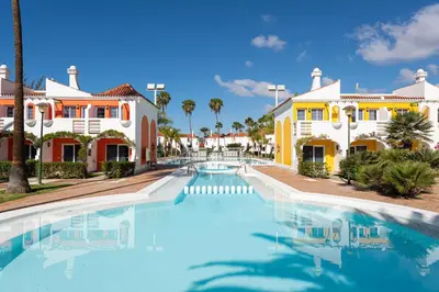 Piscina en o cerca de Bungalows Cordial Green Golf