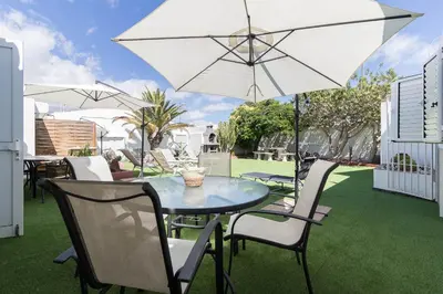 Jardín al aire libre en Bungalows Lapahi